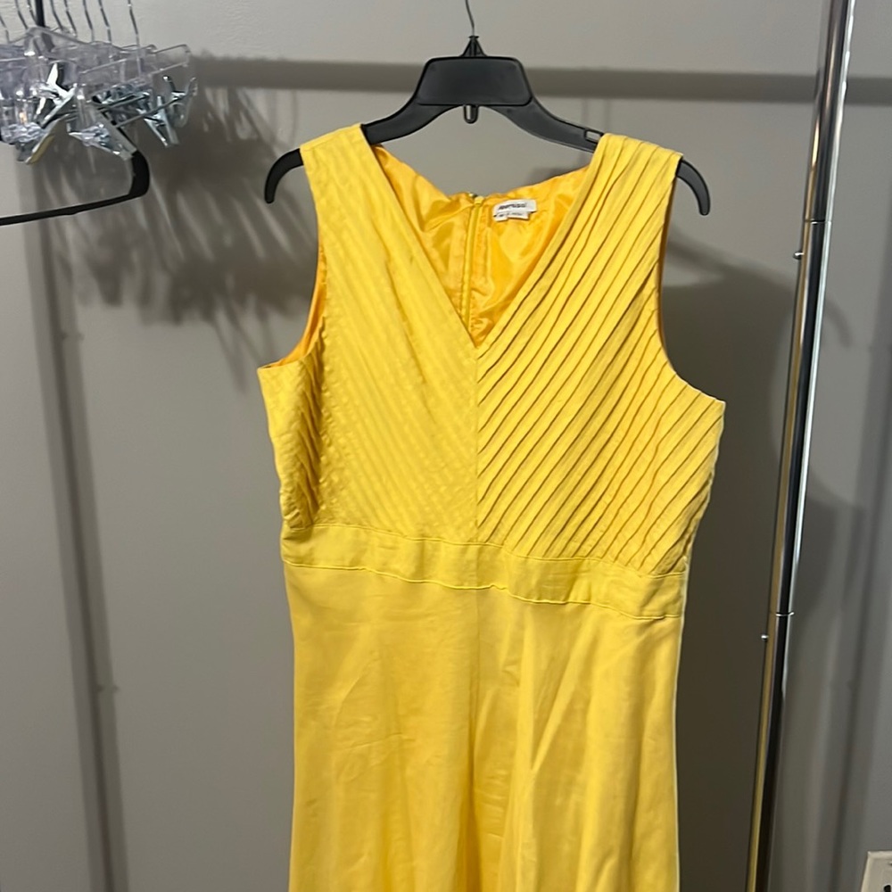Ladies dress
